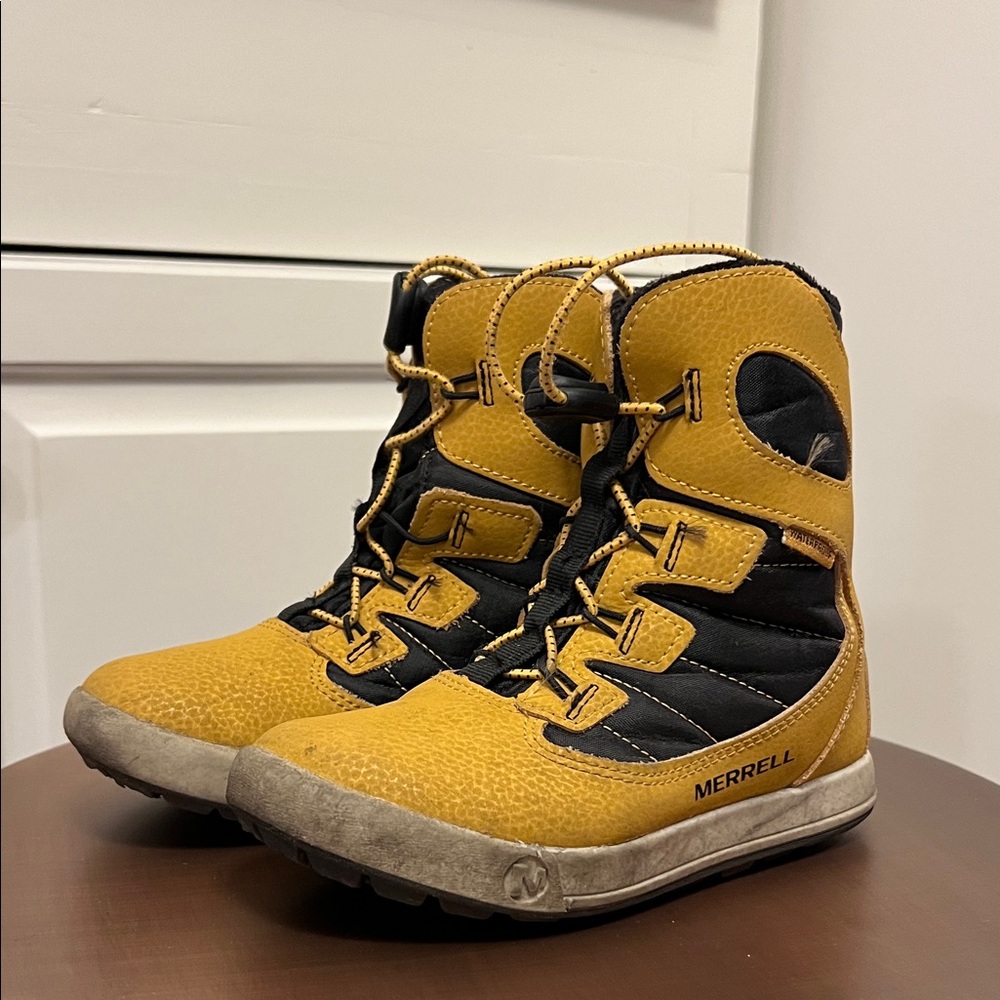 Merrell Kids' Mustard and Black Adventure Boots